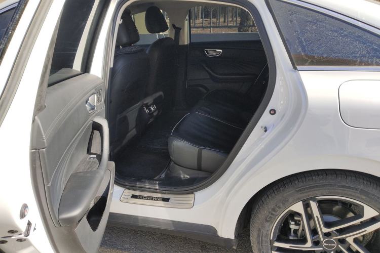 Used Roewe D7 2023 DMH 125km Superior Edition