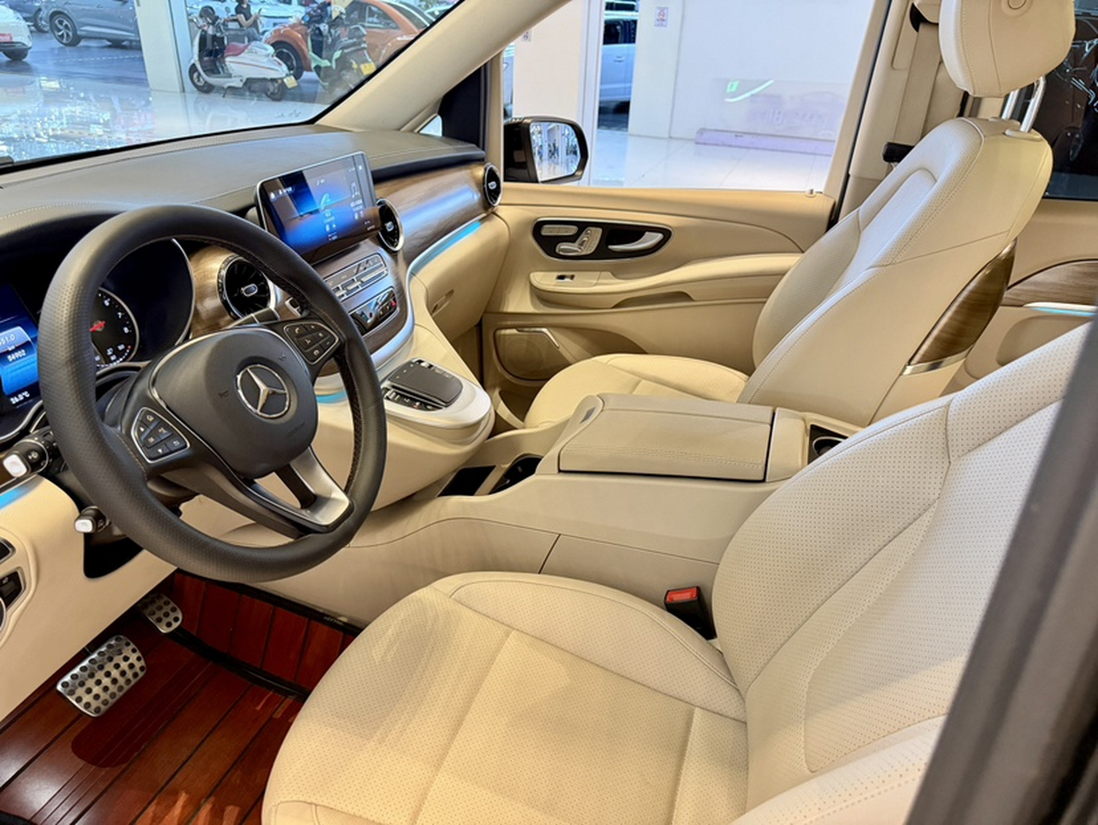 Interior delantero