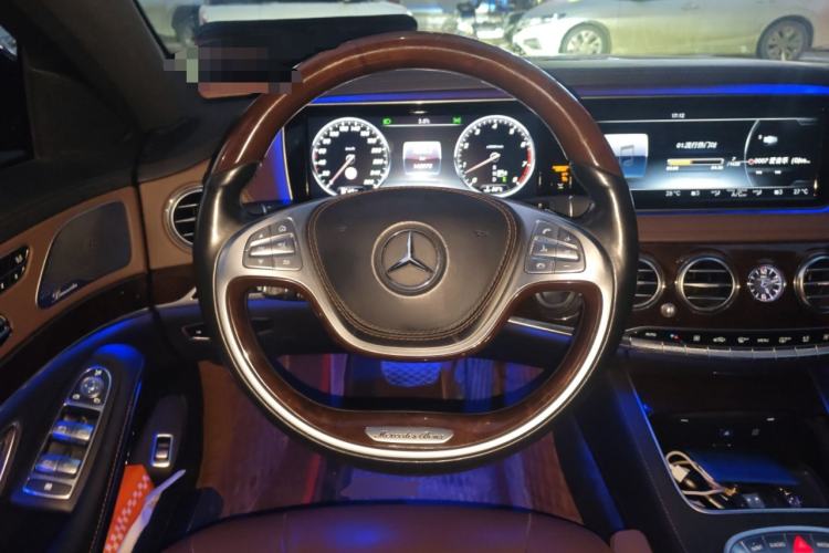 Used Mercedes-Benz Maybach S-Class 2015 S 400 4MATIC Steering Wheel