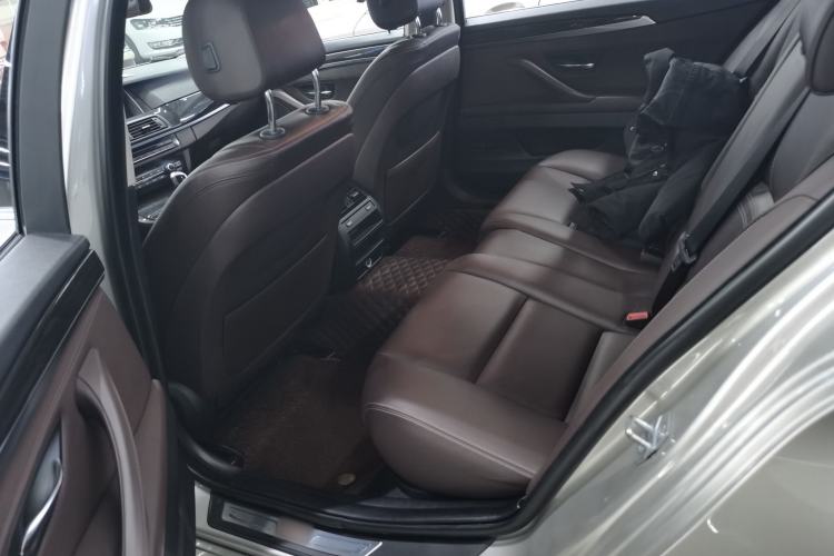 Used BMW 5 Series 2014 525Li Luxury Design Package
