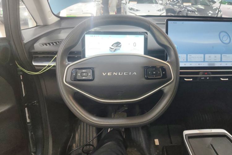 Used Venucia VX6 2024 520 Travel Edition
