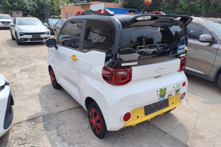 Used Chery New Energy QQ Ice Cream 2022 120km Conical Shape Lithium Iron Phosphate
