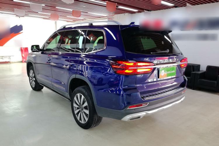 Used Roewe RX8 2018 30T Smart Connectivity Two-Wheel Drive Flagship Edition
