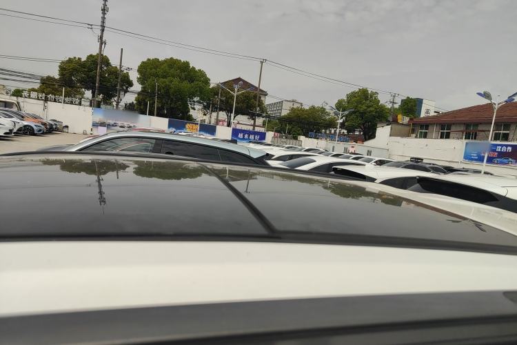 Used NETA U 2022 Zhi 400 Lithium-Nickel-Manganese-Cobalt Energy System Roof