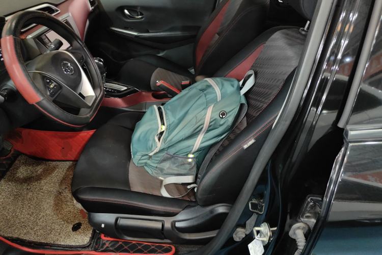 Used Nissan Lannia 2016 1.6L CVT Smart Cool Edition Left Front Seat