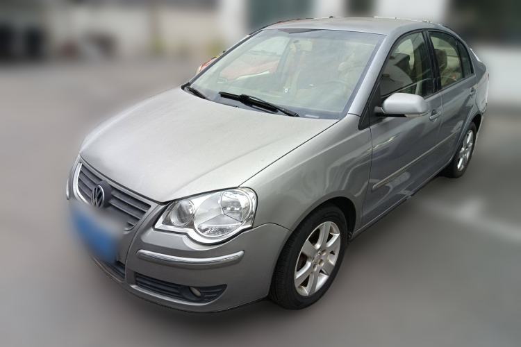 Used Volkswagen Polo 2009 Jingqu 1.4L Manual - Elegant Edition