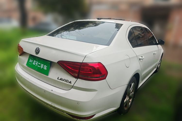 Used Volkswagen Lavida 2017 1.6L Automatic Fashion Edition
