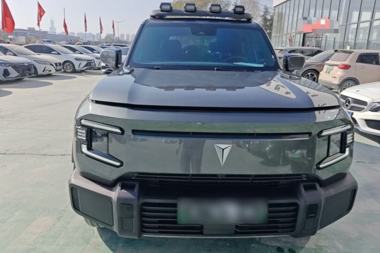 Used Deepal G318 2024 Four-Wheel-Drive Air Suspension Model
