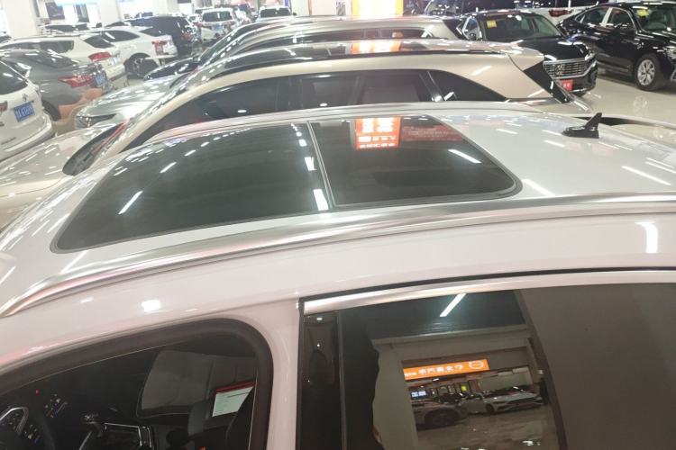 Used Volkswagen Tayron X 2020 330TSI Two-Wheel Drive Luxury Smart Connectivity Version Roof