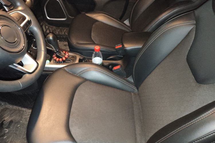 Used Jeep Compass 2017 200T Automatic Enjoyment Version Left Front Seat