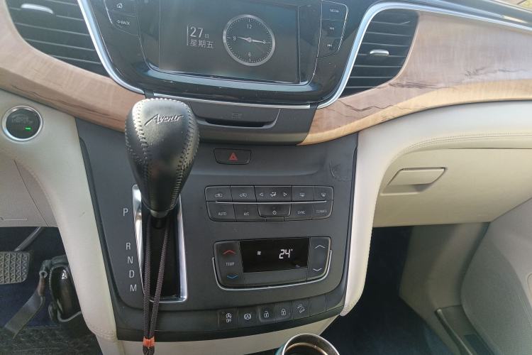 Used Buick GL8 2017 ES 28T Comfort Model China V Standard
