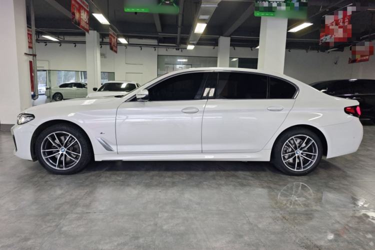 Used BMW 5 Series 2022 Second Facelift 525Li M Sport Package
