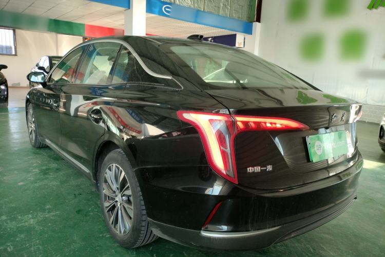 Used Hongqi E-QM5 2022 431 km Charge & Enjoy Edition
