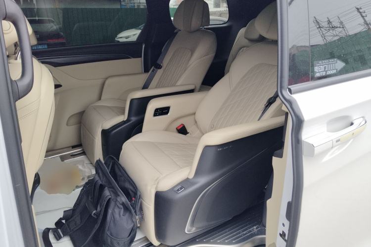 Used Buick GL8 2022 ES Land Cruiser 653T Luxury Model