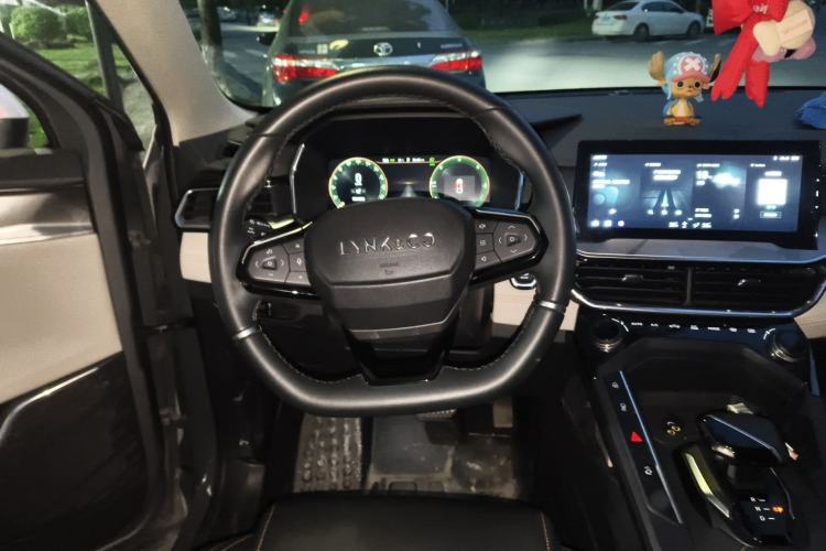 Used Lynk & Co 06 EM-P 2022 PHEV 84 km Range Pro Version
