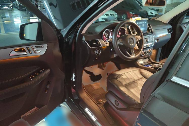 Used Mercedes-Benz GLS 2018 Facelift GLS 320 4MATIC Driver Seat