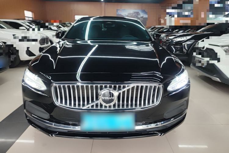 Used Volvo S90 2025 B5 Zhiyi Luxury Edition
