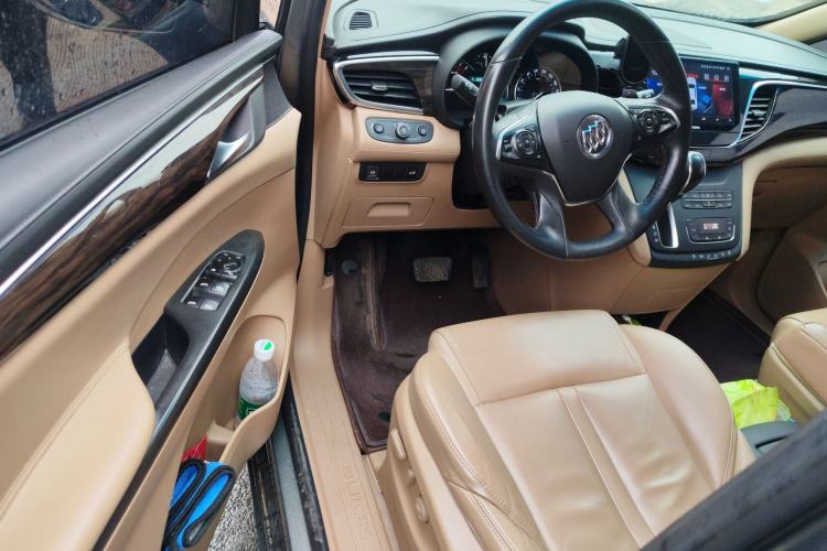 Used Buick GL8 2018 ES 28T Premium Model China VI Standard Driver Seat
