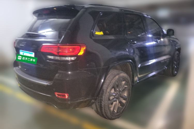 Used Jeep Grand Cherokee 2016 3.6L Elite Navigation Edition Rear Right 45 Deg