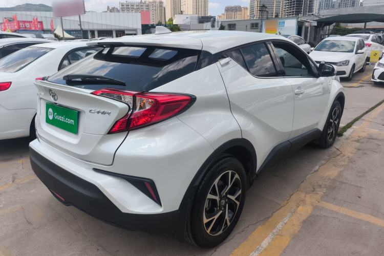 Used Toyota C-HR 2020 2.0L Leading Edition Rear Right 45 Deg