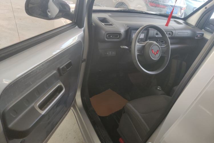 Used Wuling Zhiguang New Energy 2025 Comfort Model