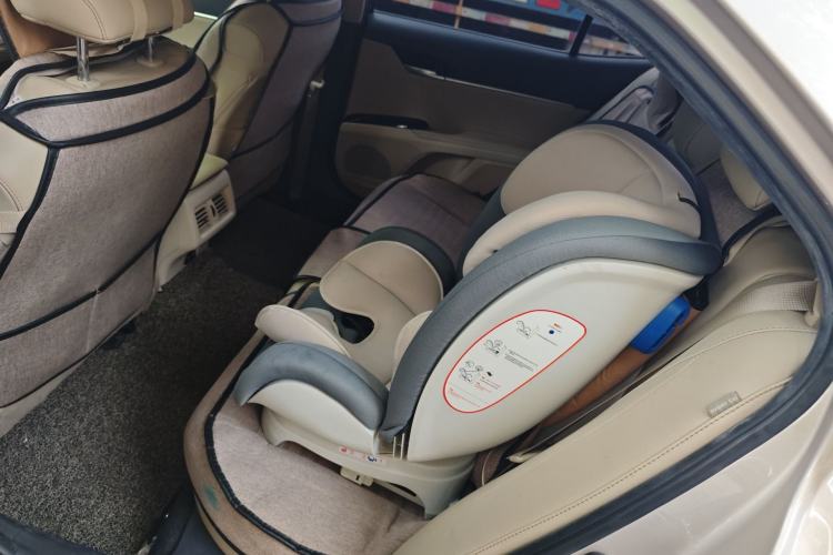 Used Toyota Camry 2019 2.0G Luxury Edition China VI Standard