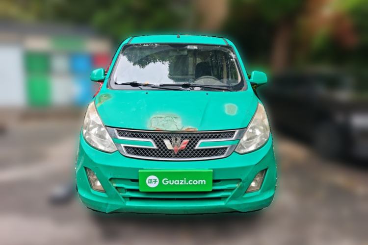 Used Wuling Rongguang V 2016 1.5L Standard Version Front