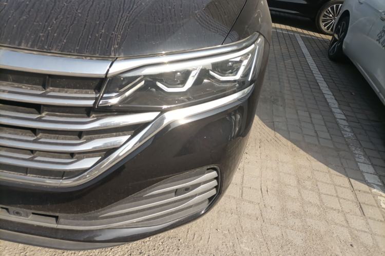 Used Volkswagen Viloran 2024 380TSI Premium Edition