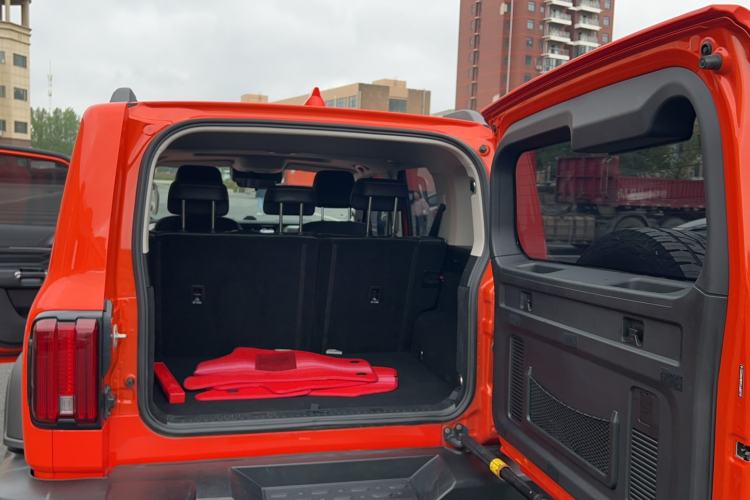 Used Tank 300 2021 Off-Road Edition 2.0T Conqueror Trunk