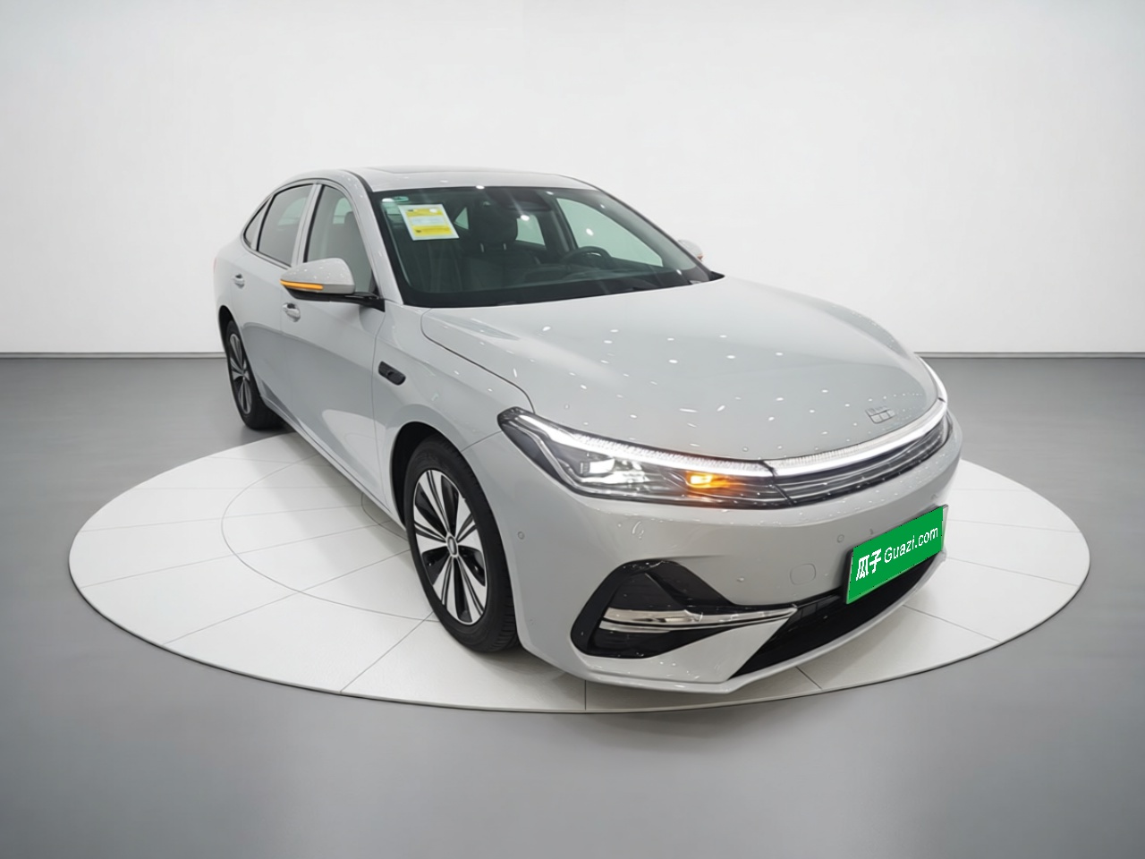 Geely Galaxy A7 2025 Model EM-i 150km Exploration+ Edition — снимка 3