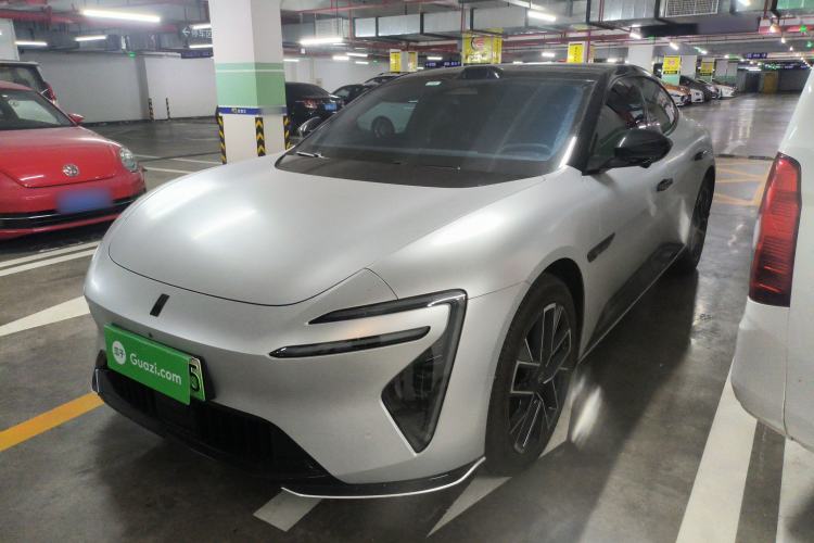 Used Avatr 06 2025 Max All-Electric Version