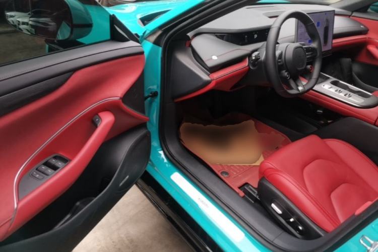 Used Xiaomi Auto SU7 2024 Rear-Drive Long-Range Intelligent Driving Version Driver Seat