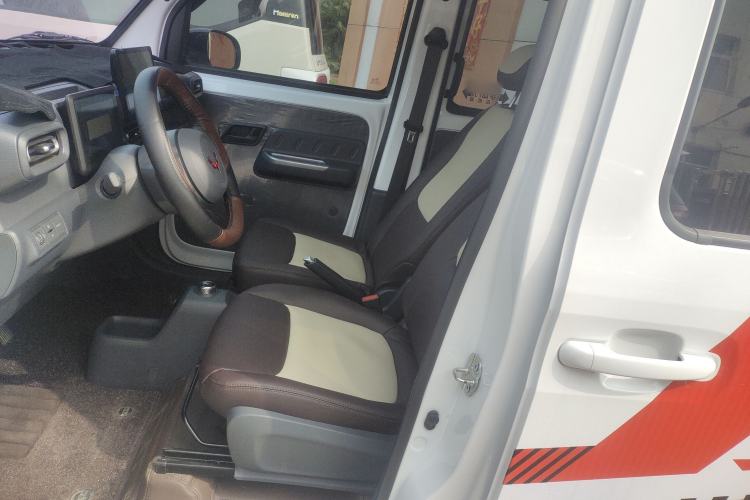 Used Wuling Zhiguang New Energy 2025 Comfort Model