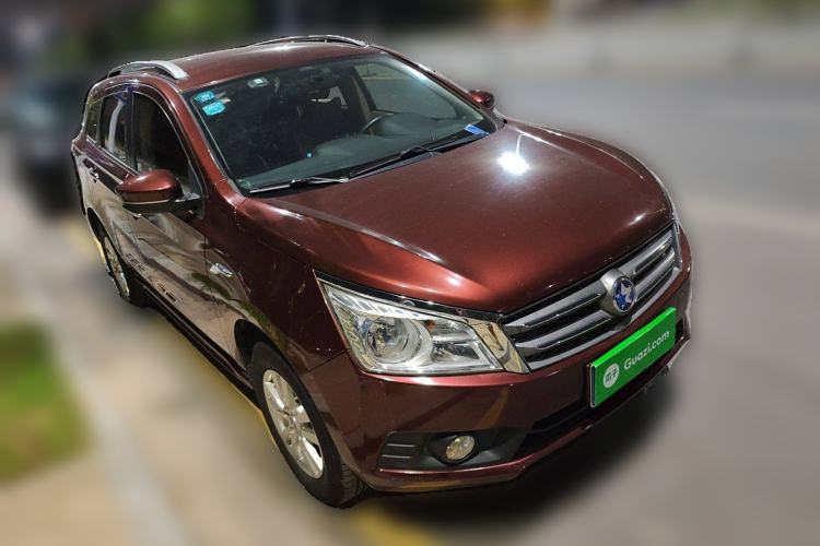 Used Venucia T70 2016 2.0L CVT Smart Choice Edition
