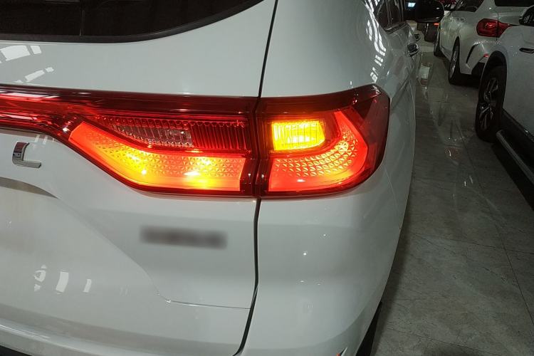 Used Haval M6 2021 PLUS 1.5T DCT Comfort Edition