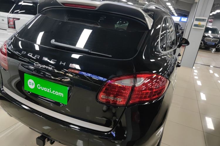 Used Porsche Cayenne 2014 3.6T Automatic Transmission U.S. Specification Rear Right 45 Deg