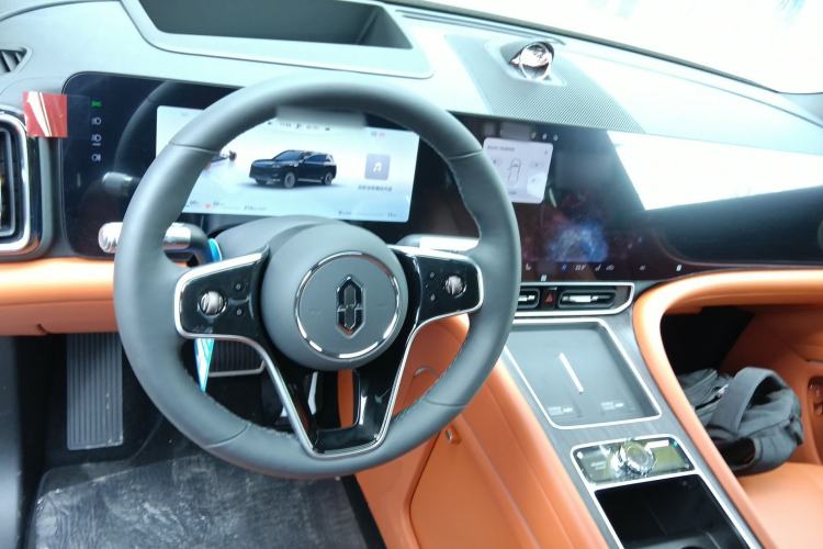 Used Hima AITO M9 2025 Extended-Range Ultra Version 52 kWh 6-Seater Steering Wheel