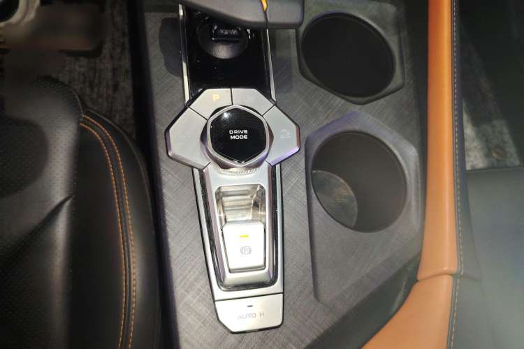 Used CHANGAN UNI-V 2022 1.5T Smart Navigation Version
