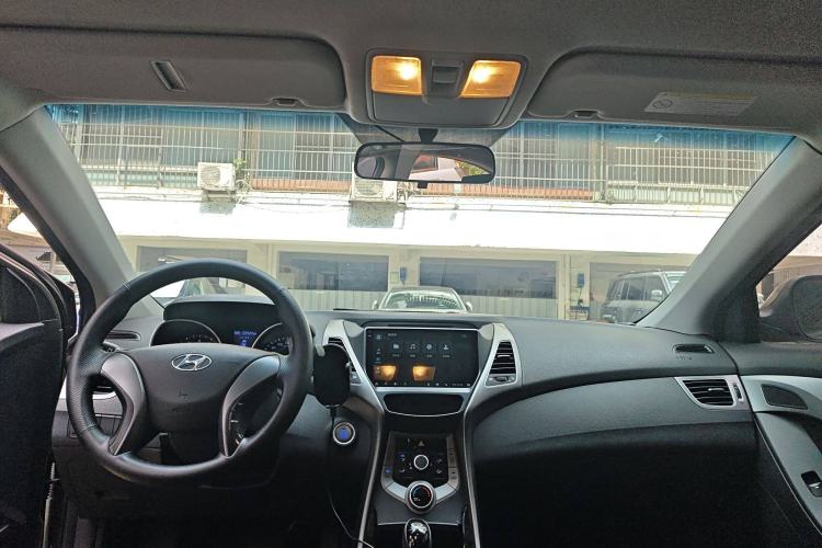 Used Hyundai Elantra (5th Generation / Langdong) 2015 1.6L Automatic Leading Model
