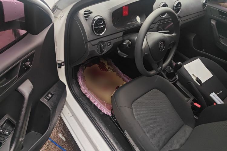 Used Volkswagen Jetta 2017 1.5L Manual Fashion Edition Driver Seat