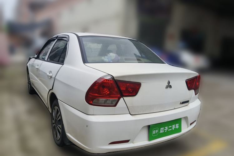 Used Soueast V3 Lingyue 2013 Revised Version 1.5L Manual – Affordable Edition Rear Left 45 Deg
