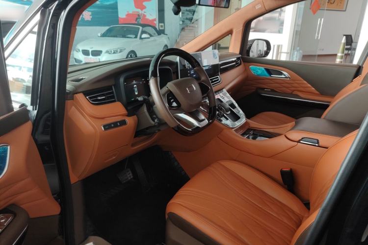 Used Bestune M9 2023 2.0T Ultimate Edition
