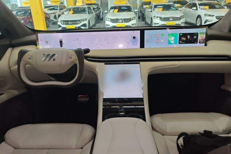 Used IM LS7 2023 100kWh Lux All-Wheel-Drive Version
