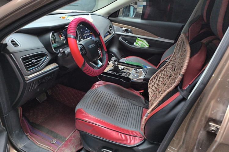 Used JETOUR X70 2020 1.5T DCT Luxury Edition 6 Seats