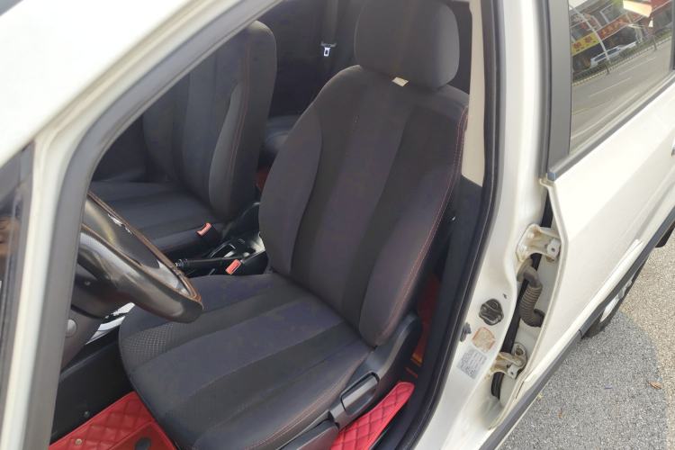 Used CHANGAN CX20 2014 1.4L IMT Sunroof Navigation Version China V Standard Left Front Seat