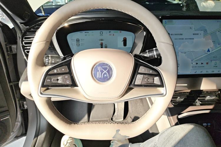 Used BYD Han 2025 EV Intelligent Driving Edition 701KM LiDAR Flagship Model