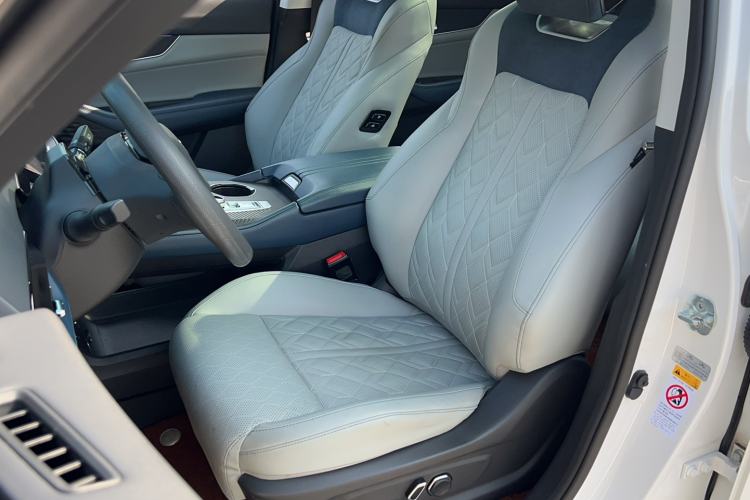 Used Changan UNI-K iDD 2022 Blue Whale iDD 130km 1.5T Prestige Model