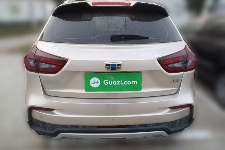 Used Geely Auto Vision X3 2019 Upgraded Model 1.5L Manual Luxury Version
