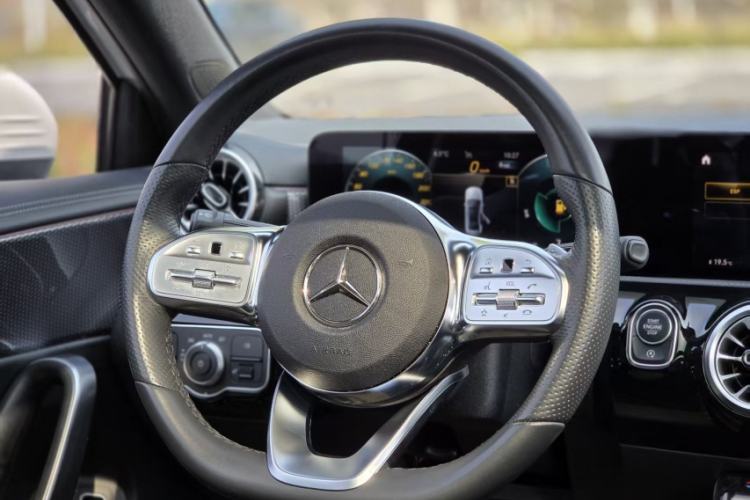 Used Mercedes-Benz A-Class 2022 Restyled A 200 L Sport Sedan Fashion Version