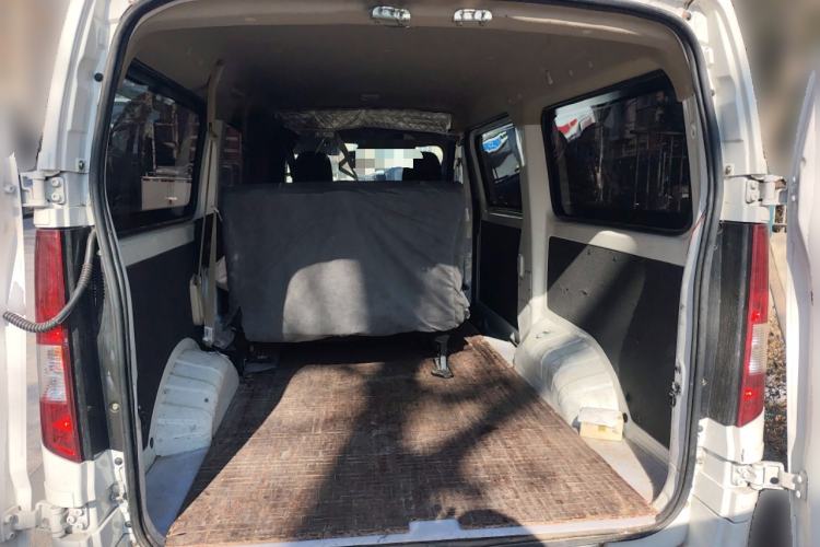 Used CHANGAN KAICHENG Ruixing EM80 2023 Side-Hinged 6-Seater Comfort Version 38.7 kWh Trunk